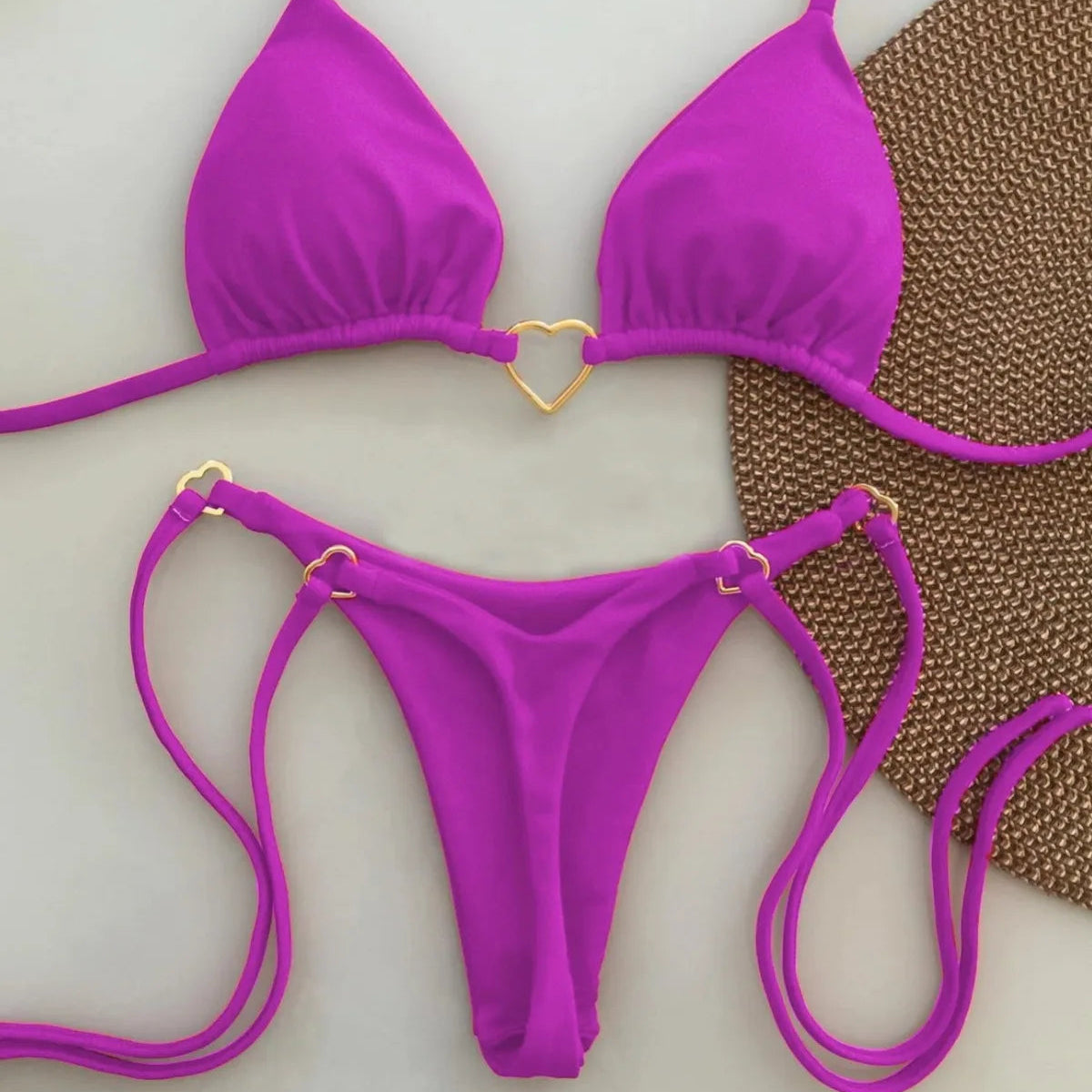 Bikini cores sólidas verão 2026