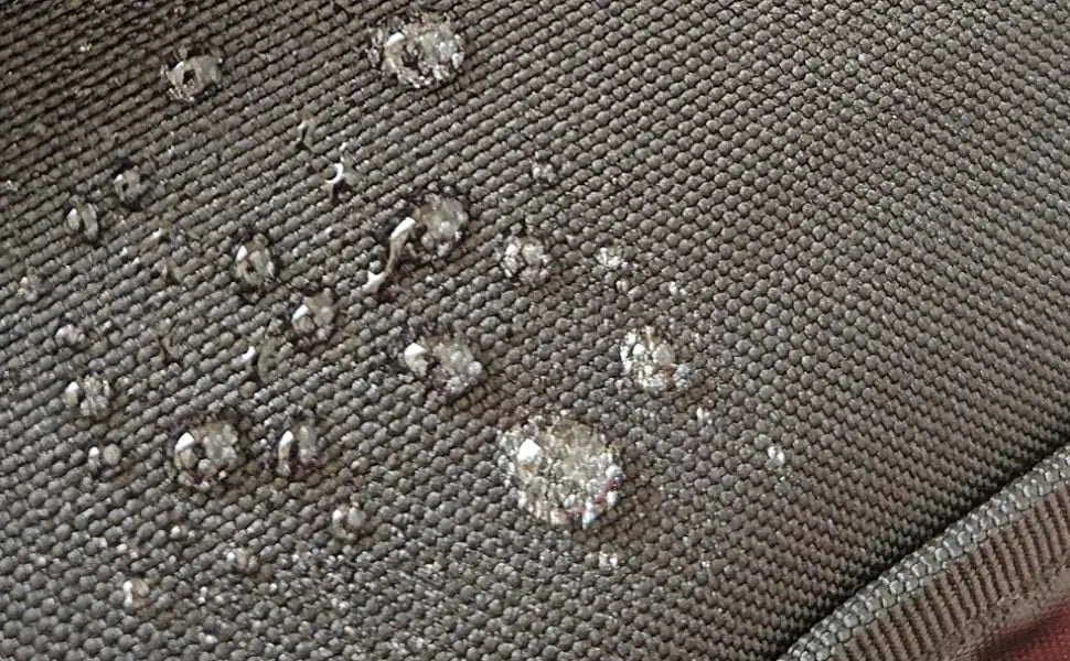 Mochila tática 25L/50L em Nylon resistente à água